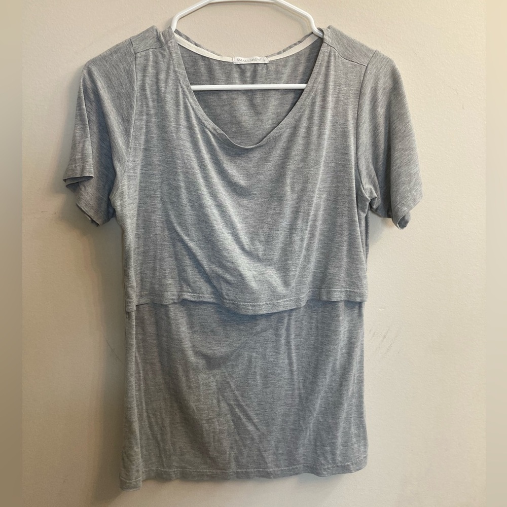 Gray nursing t-shirt size small